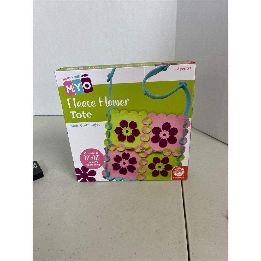 MindWare MYO Fleece Flower Tote DIY No Sew Craft Kit Ages 8+ 12x12 Bag New‎